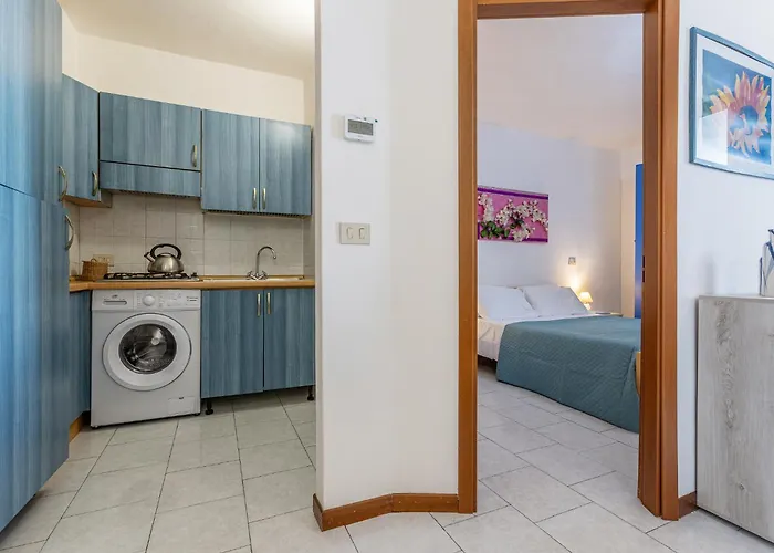 Guesthost - Comfortable With Sea View