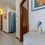 Guesthost - Comfortable With Sea View Lido delle Nazioni
