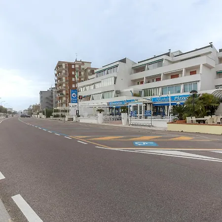 Guesthost - Comfortable With Sea View *